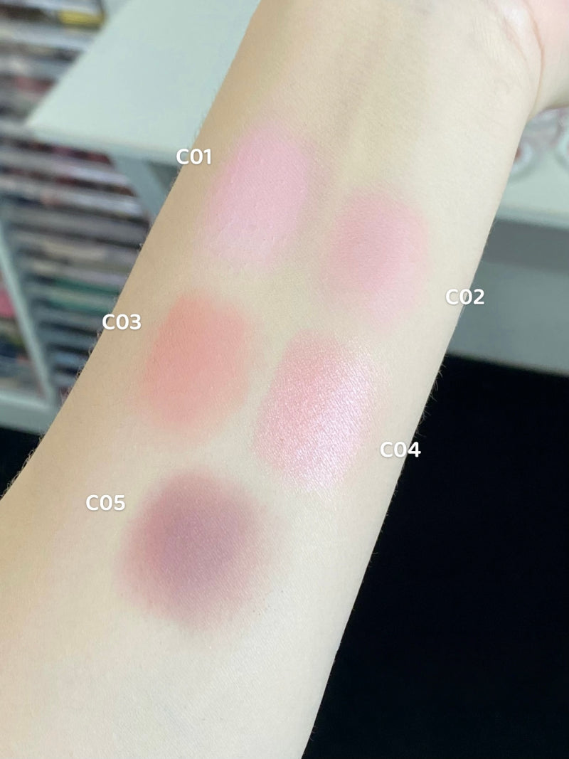 Della Kitty Blush Powder 3.8g