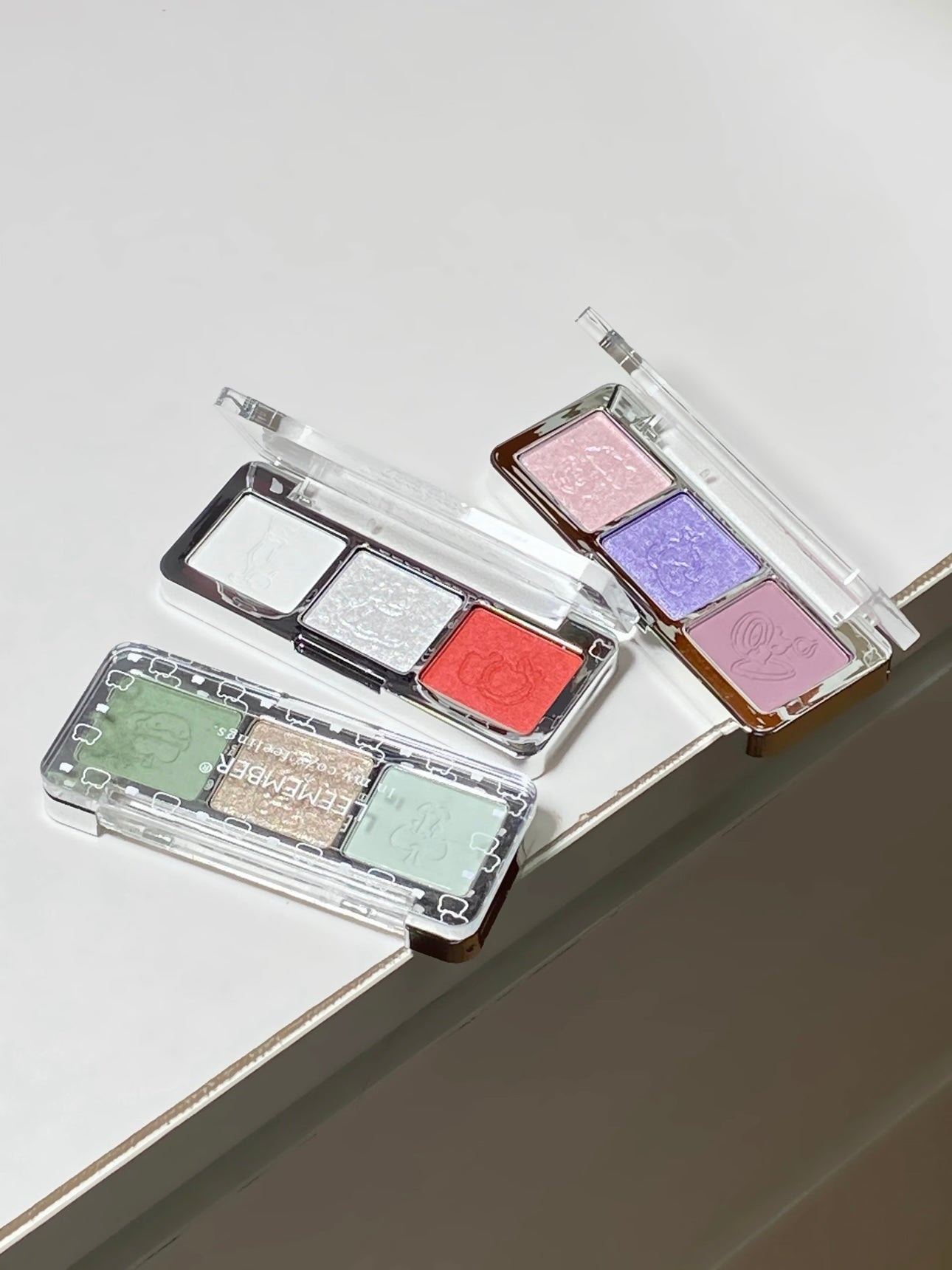 LEEMEMBER - Tri-color Eye Shadow 4.8g